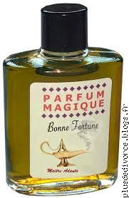 PARFUM MAGIQUE D'AMOUR TRES TRES ÉFFICACE (Attention Sur Commande)